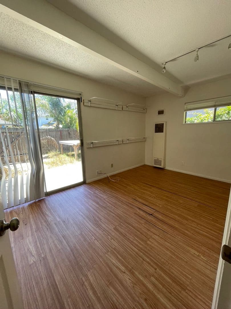 Goleta Apartment: 6775 Pasado