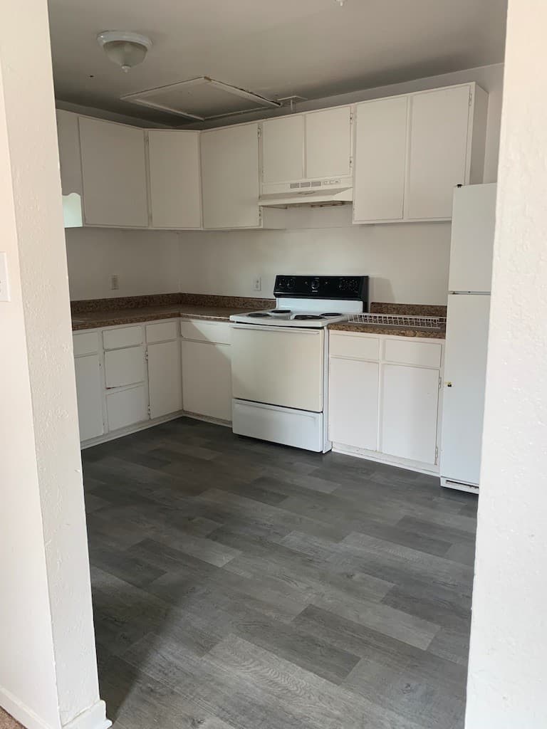 Goleta Apartment: 6583 Cordoba Rd.