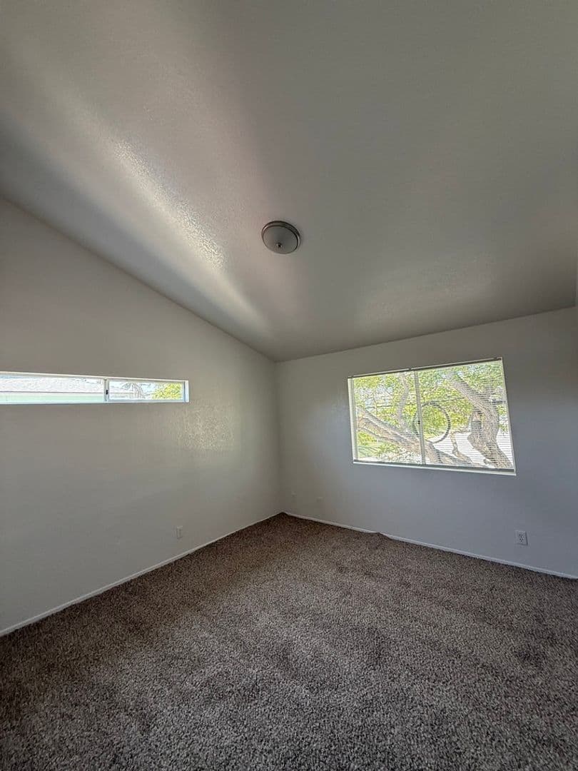 Goleta House: 6595 Segovia