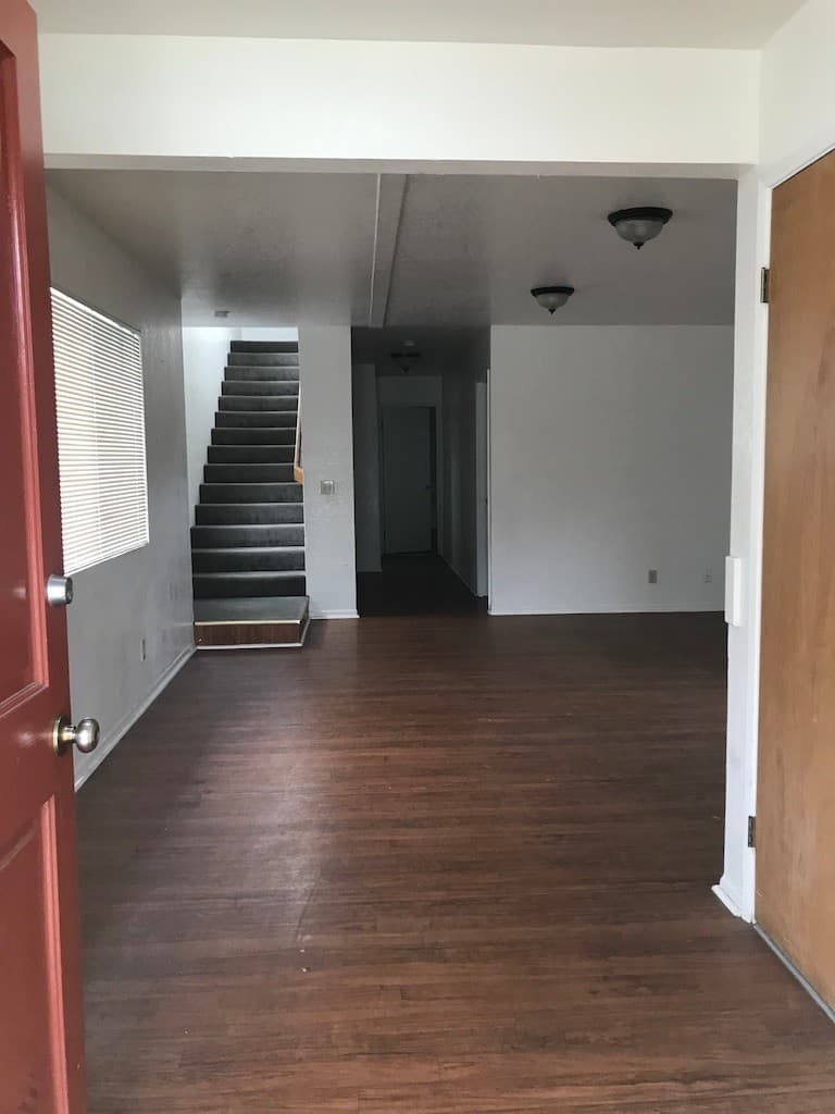 Goleta House: 6777 Abrego