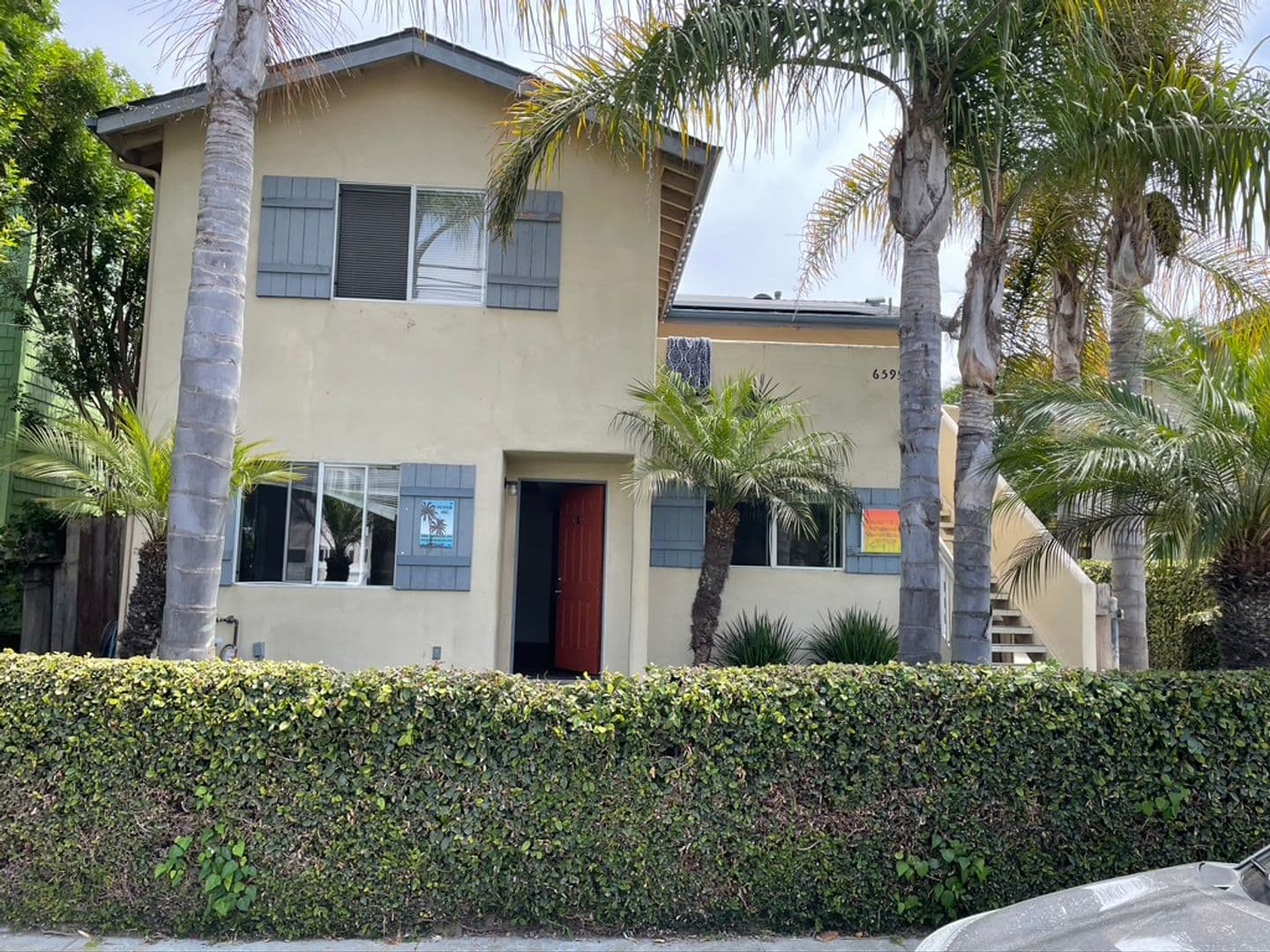 Goleta Apartment: 6595 Sabado Tarde