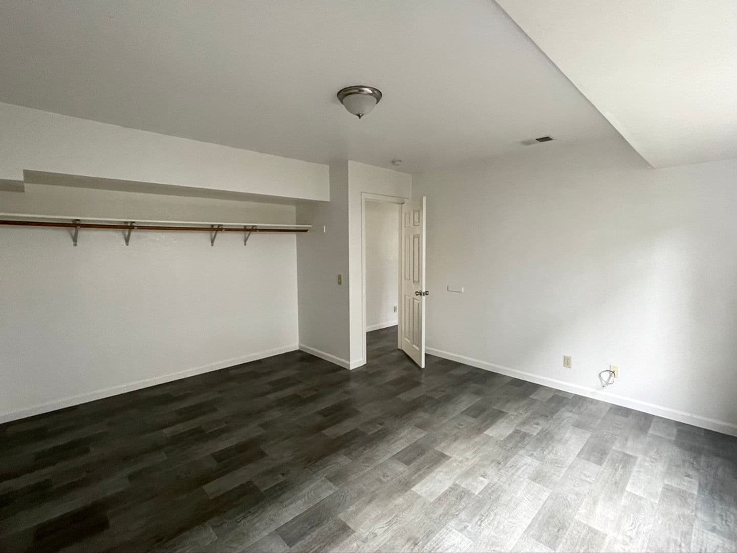 Goleta Apartment: 6582 Trigo