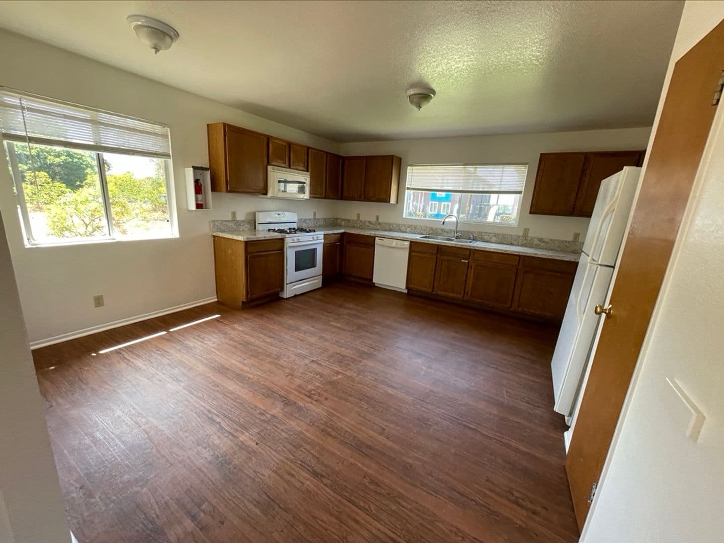 Goleta House: 6777 Abrego
