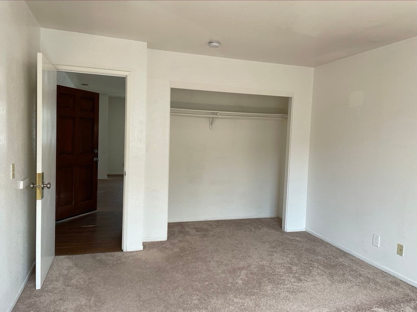 Goleta Apartment: 6795 Trigo Rd.