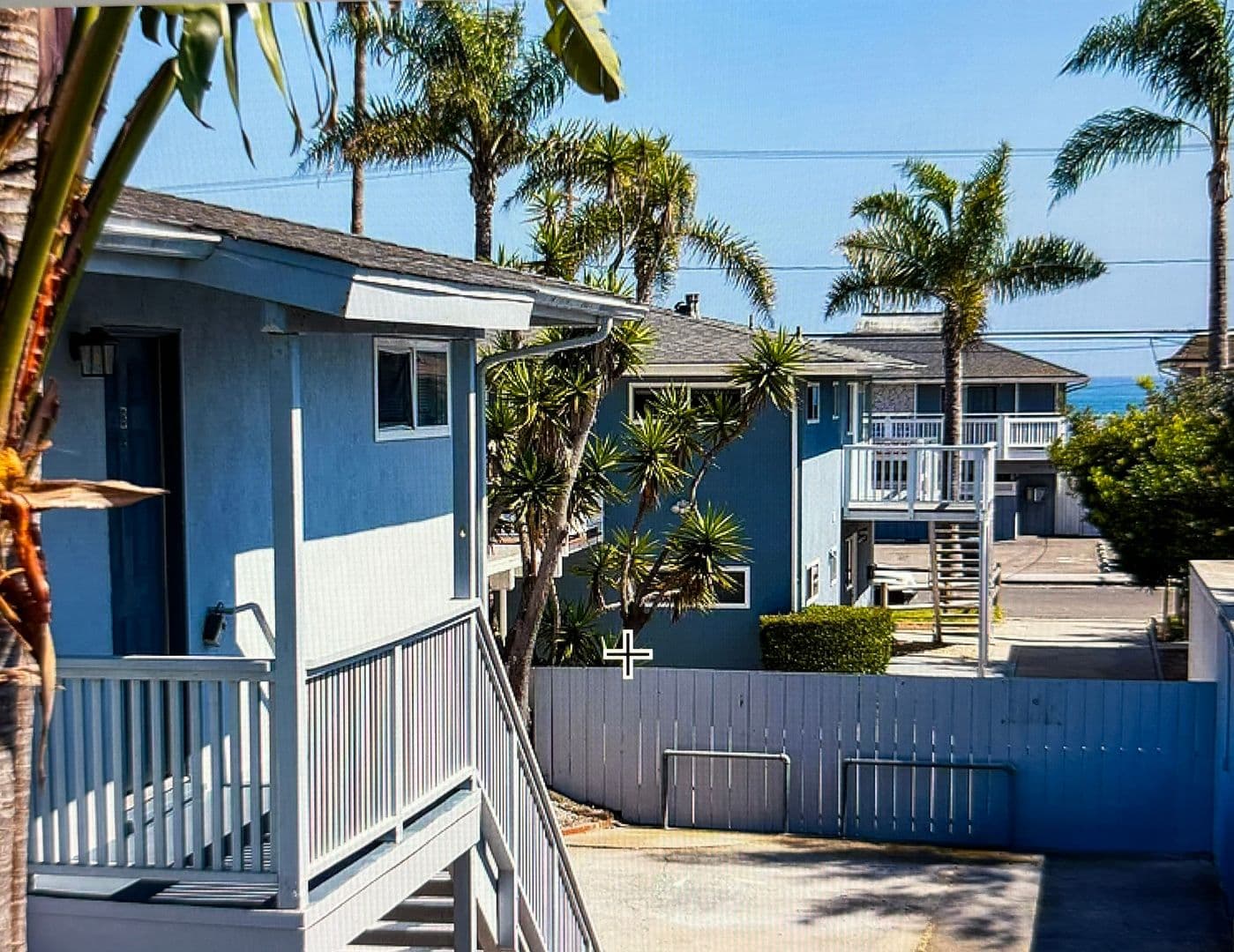 Isla Vista Apartment: 6679 Sabado Tarde