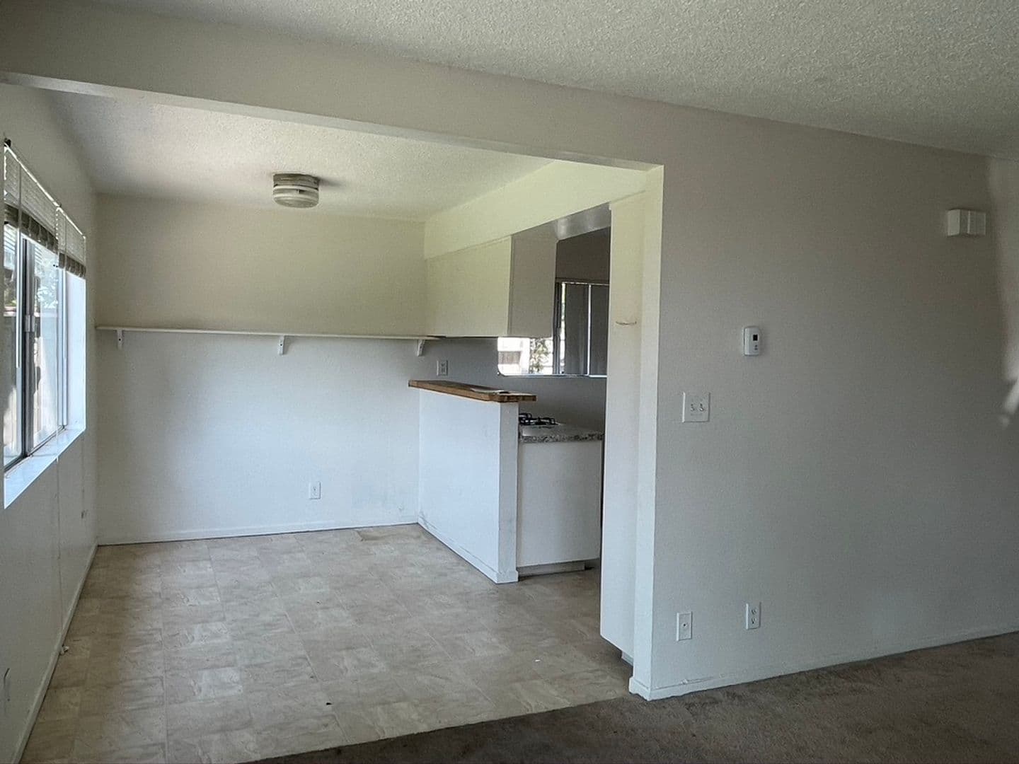 Goleta Apartment: 6764 Del Playa