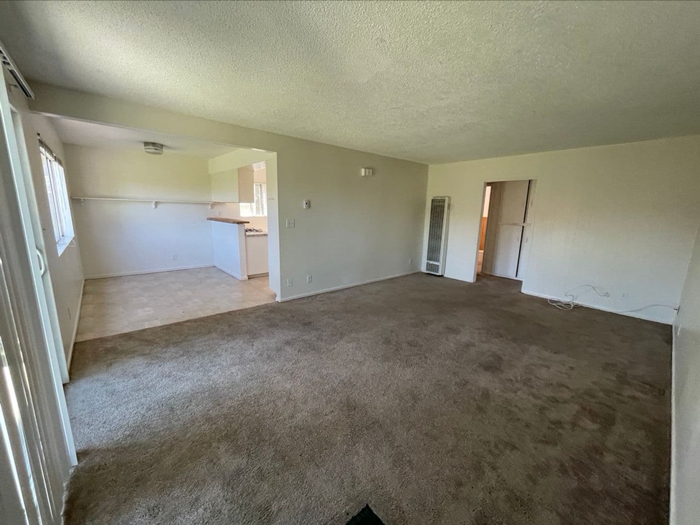 Goleta Apartment: 6764 Del Playa