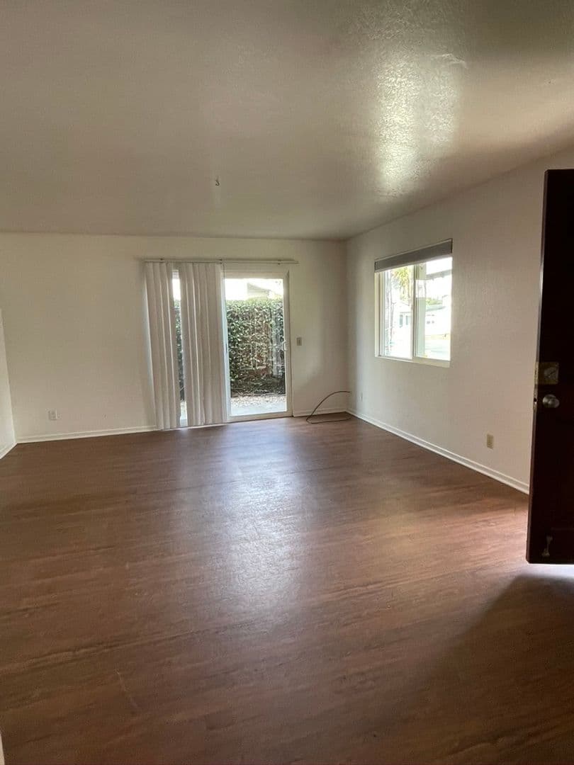Goleta Apartment: 6795 Trigo Rd.
