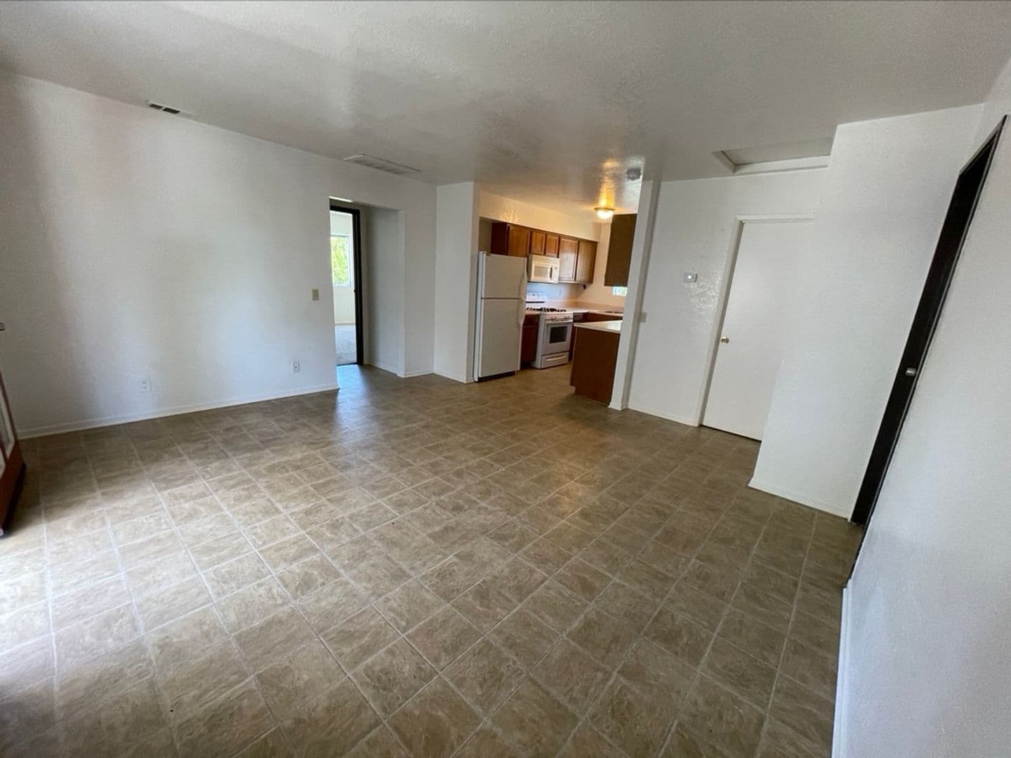 Goleta Apartment: 6799 Trigo