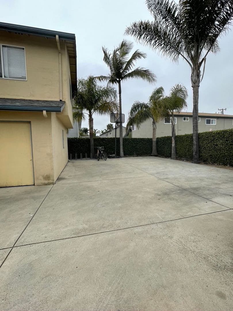 Goleta Apartment: 6582 Trigo