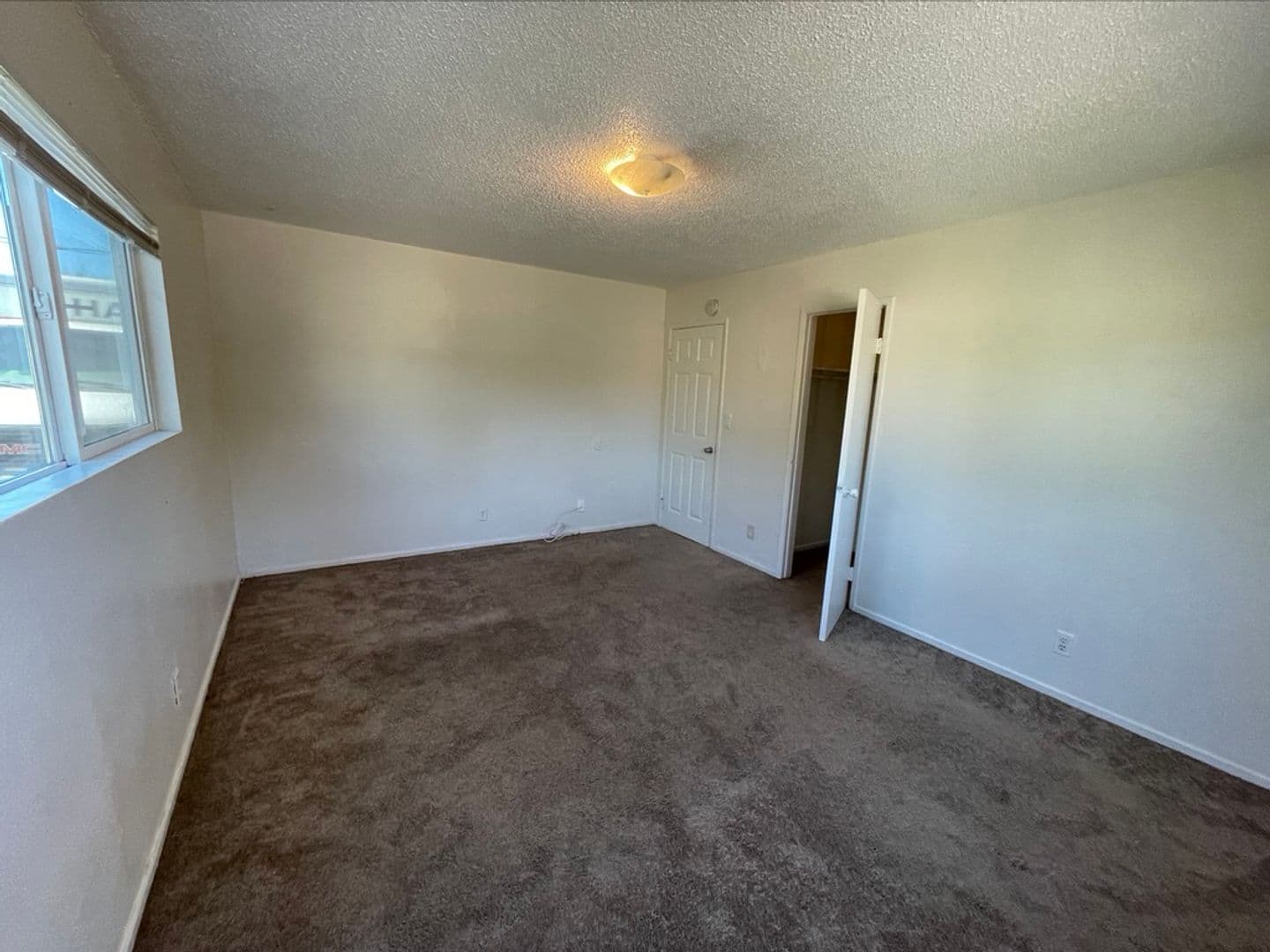 Goleta Apartment: 6764 Del Playa