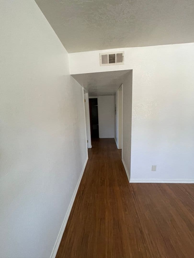 Goleta Apartment: 6798 Sabado Tarde