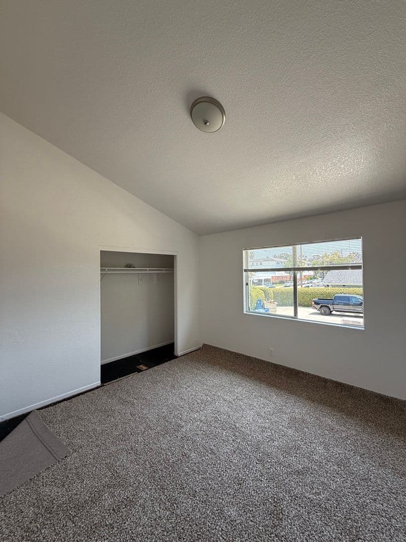 Goleta House: 6595 Segovia