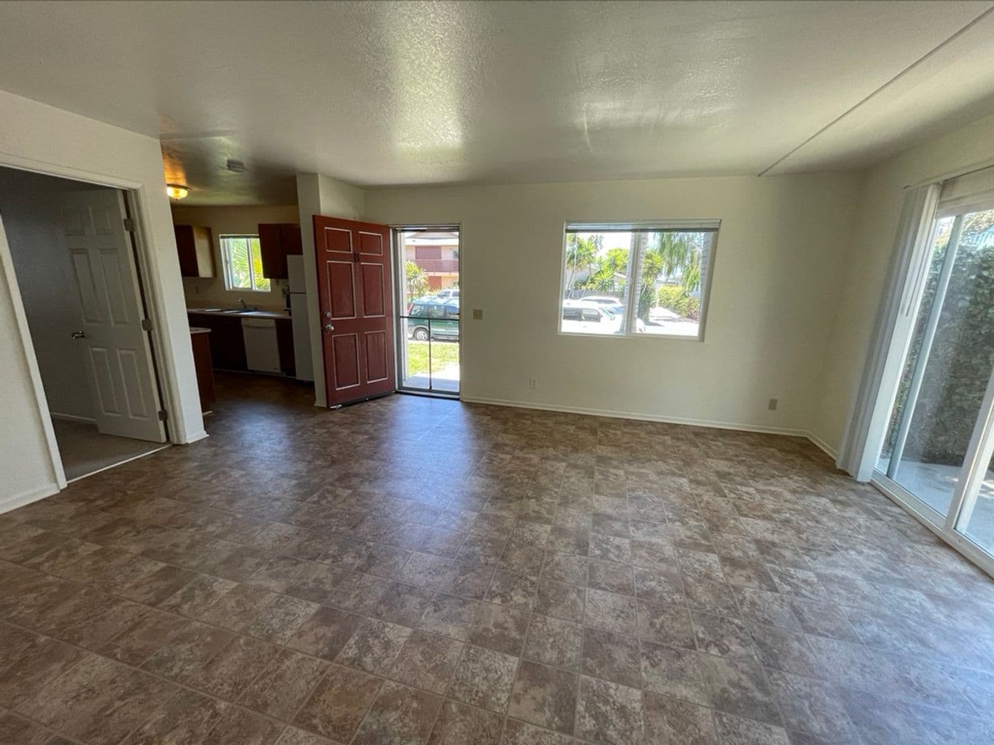 Goleta Apartment: 6790 Sabado Tarde