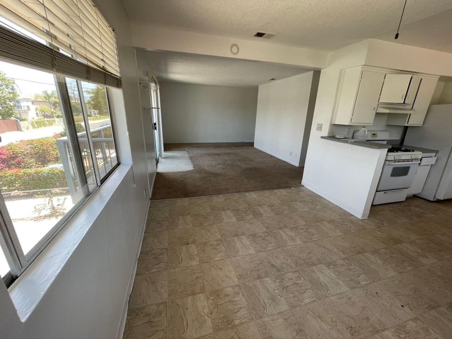 Goleta Apartment: 6695 Trigo