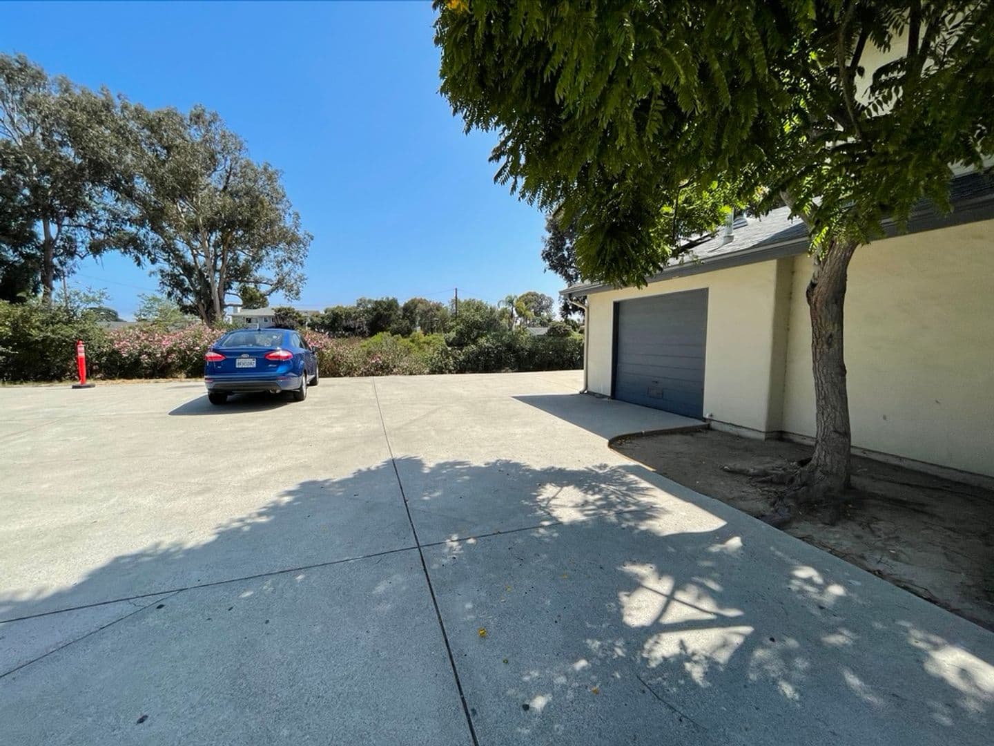 Goleta House: 6777 Abrego