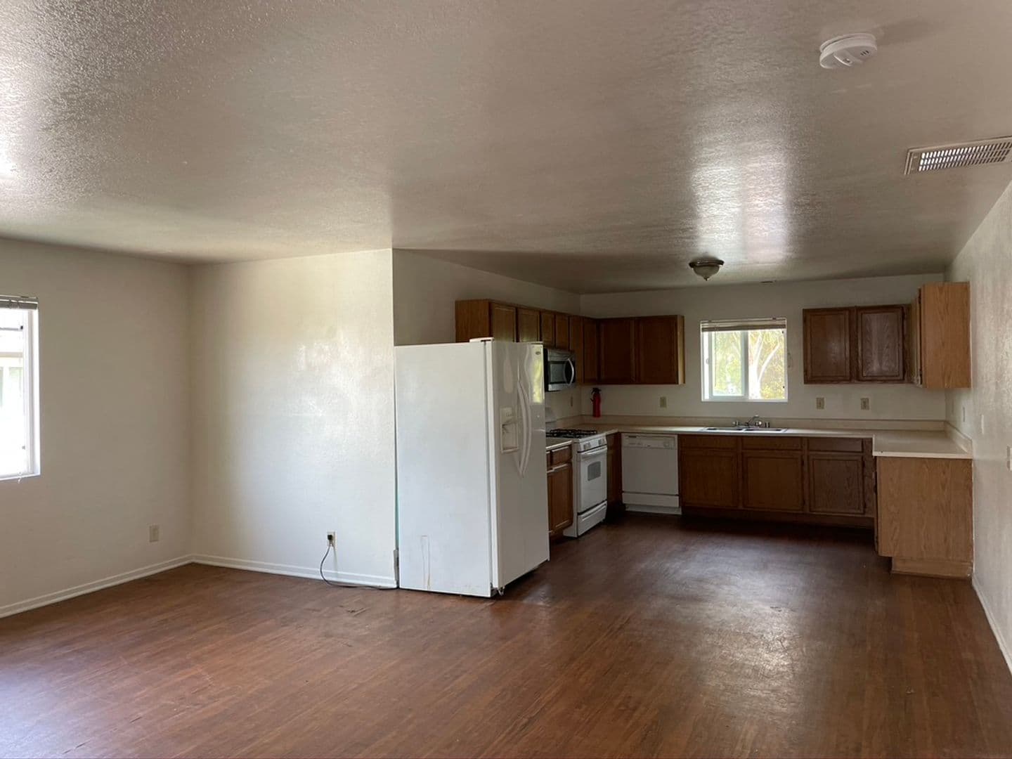 Goleta Apartment: 6795 Trigo Rd.