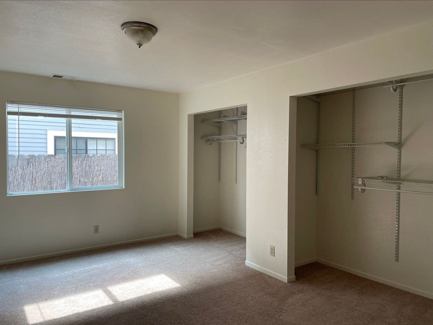 Goleta Apartment: 6790 Sabado Tarde