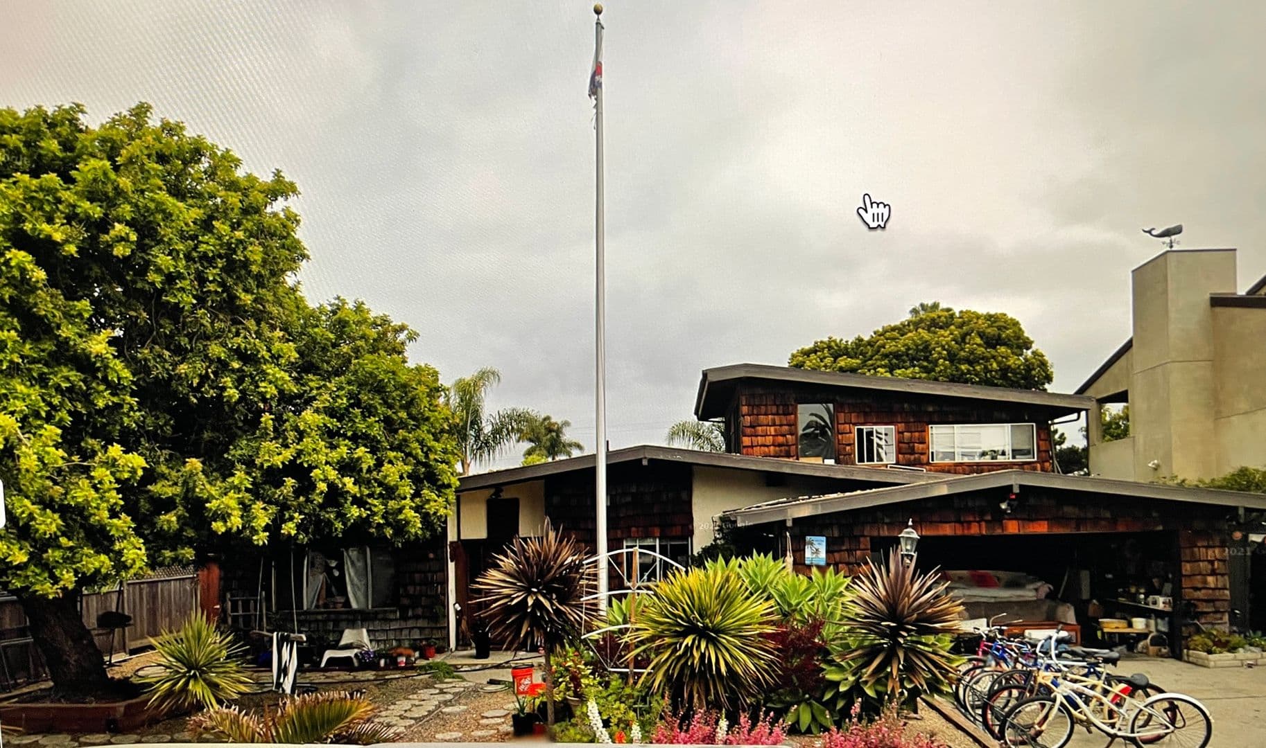 Goleta House: 6876 Del Playa