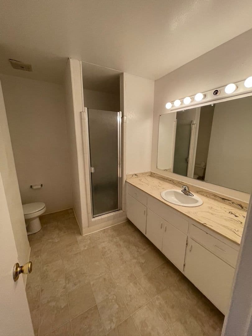 Goleta Apartment: 6695 Trigo