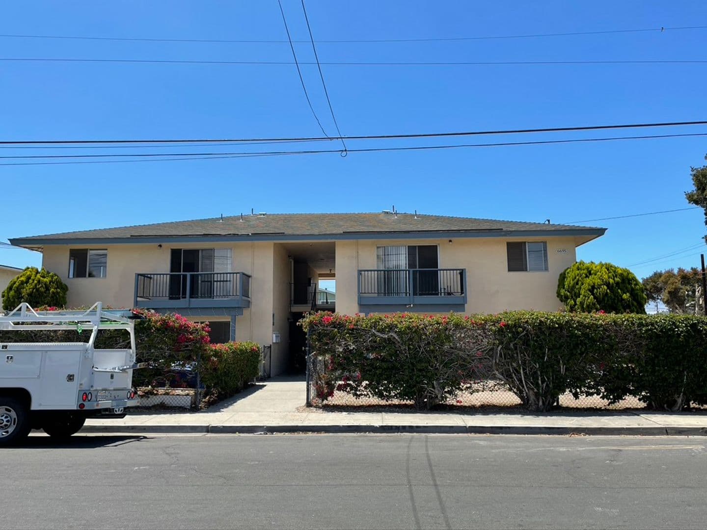Goleta Apartment: 6695 Trigo