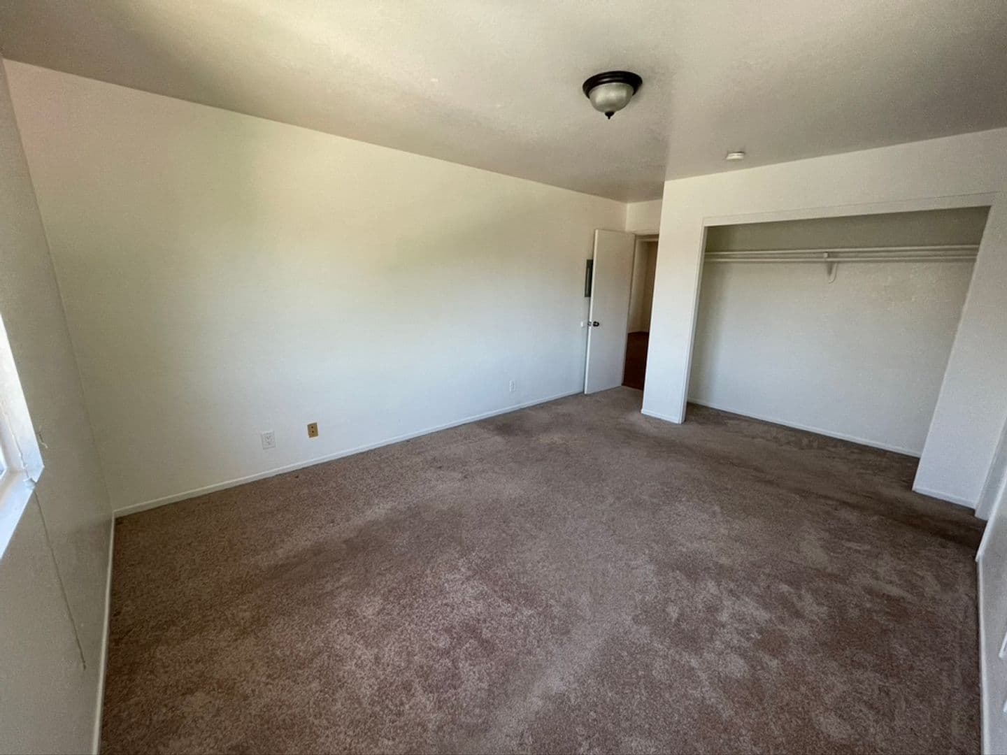 Goleta Apartment: 6795 Trigo Rd.
