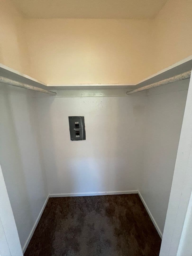 Goleta Apartment: 6764 Del Playa