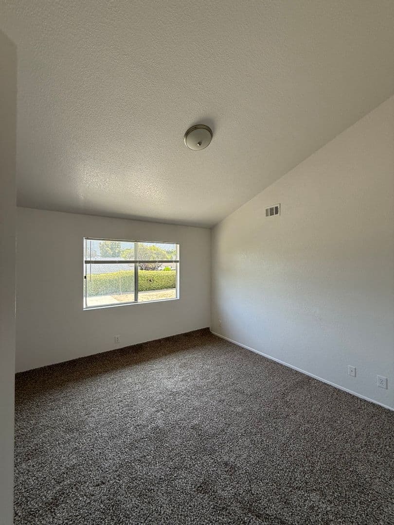 Goleta House: 6595 Segovia