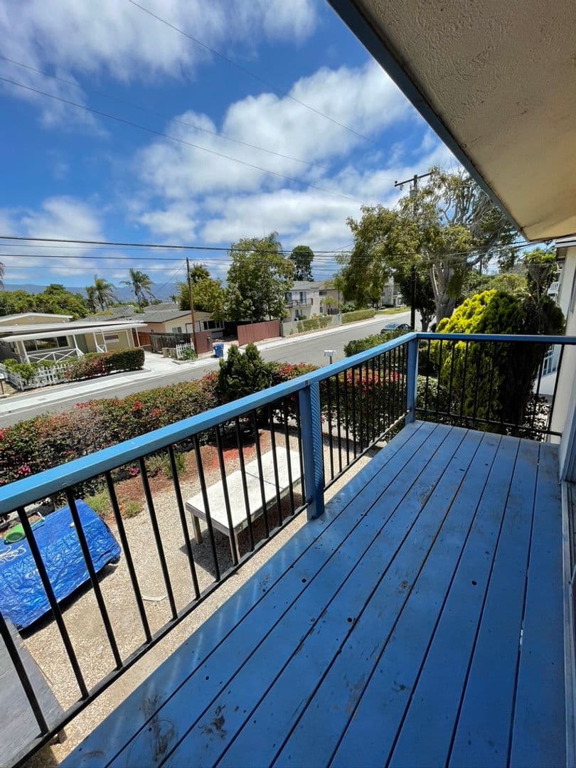 Goleta Apartment: 6695 Trigo