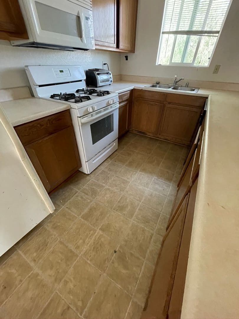 Goleta Apartment: 6799 Trigo