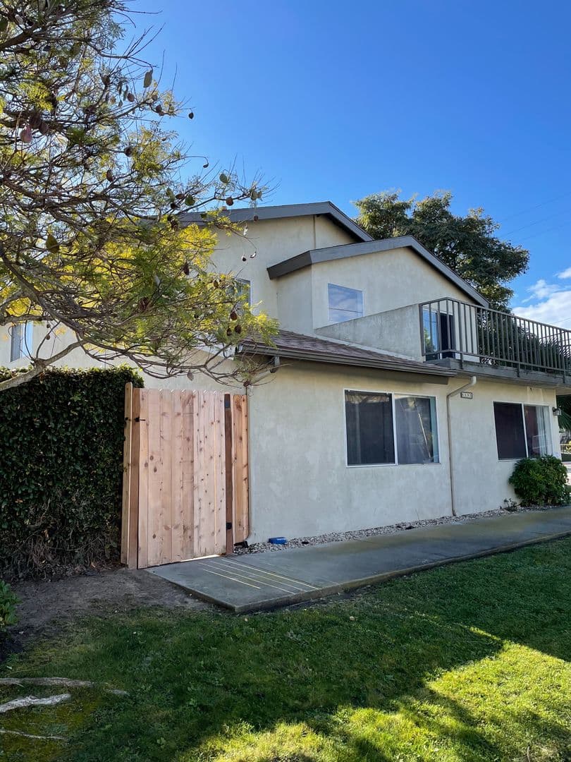 Goleta House: 6595 Segovia