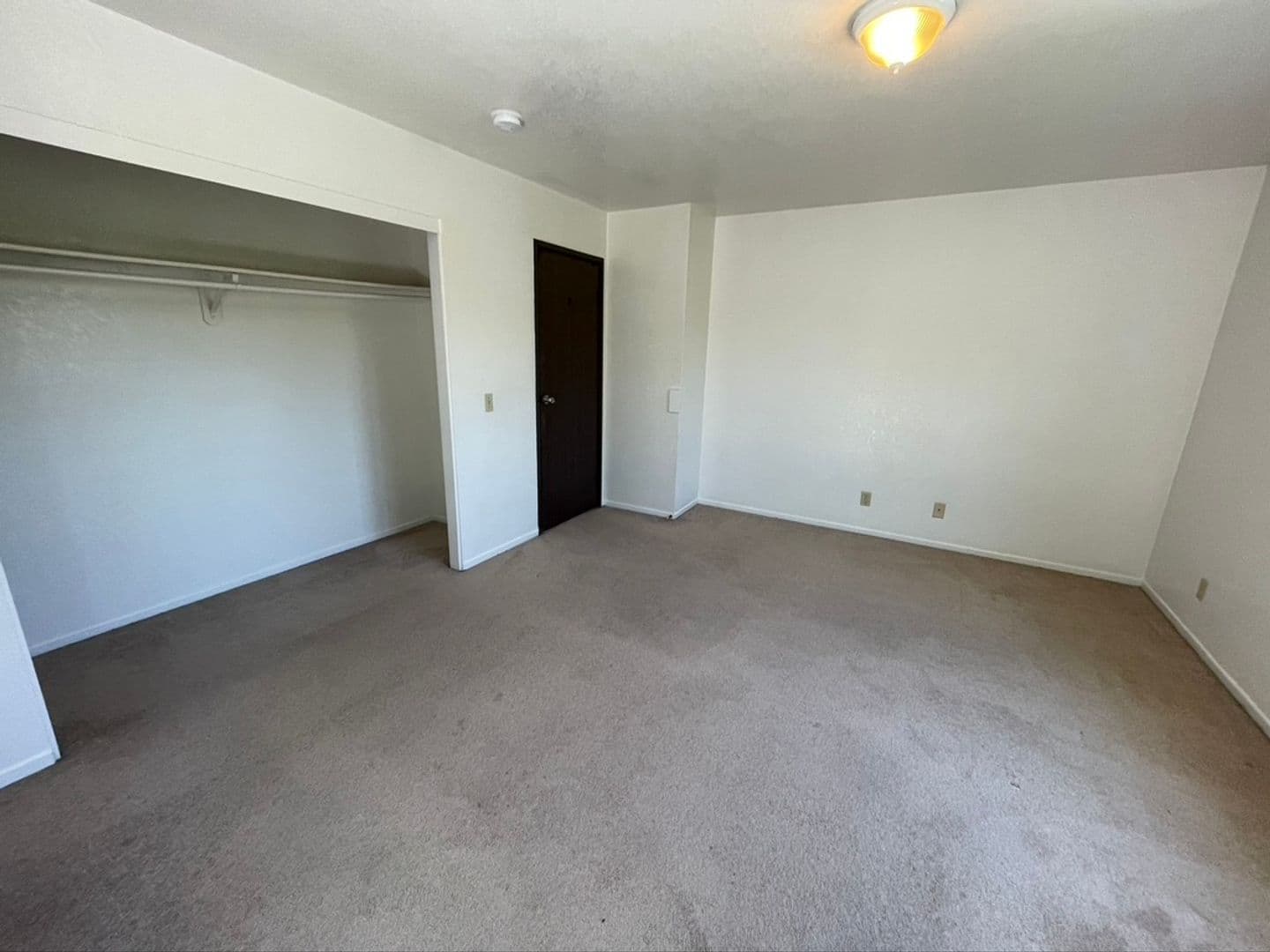 Goleta Apartment: 6799 Trigo