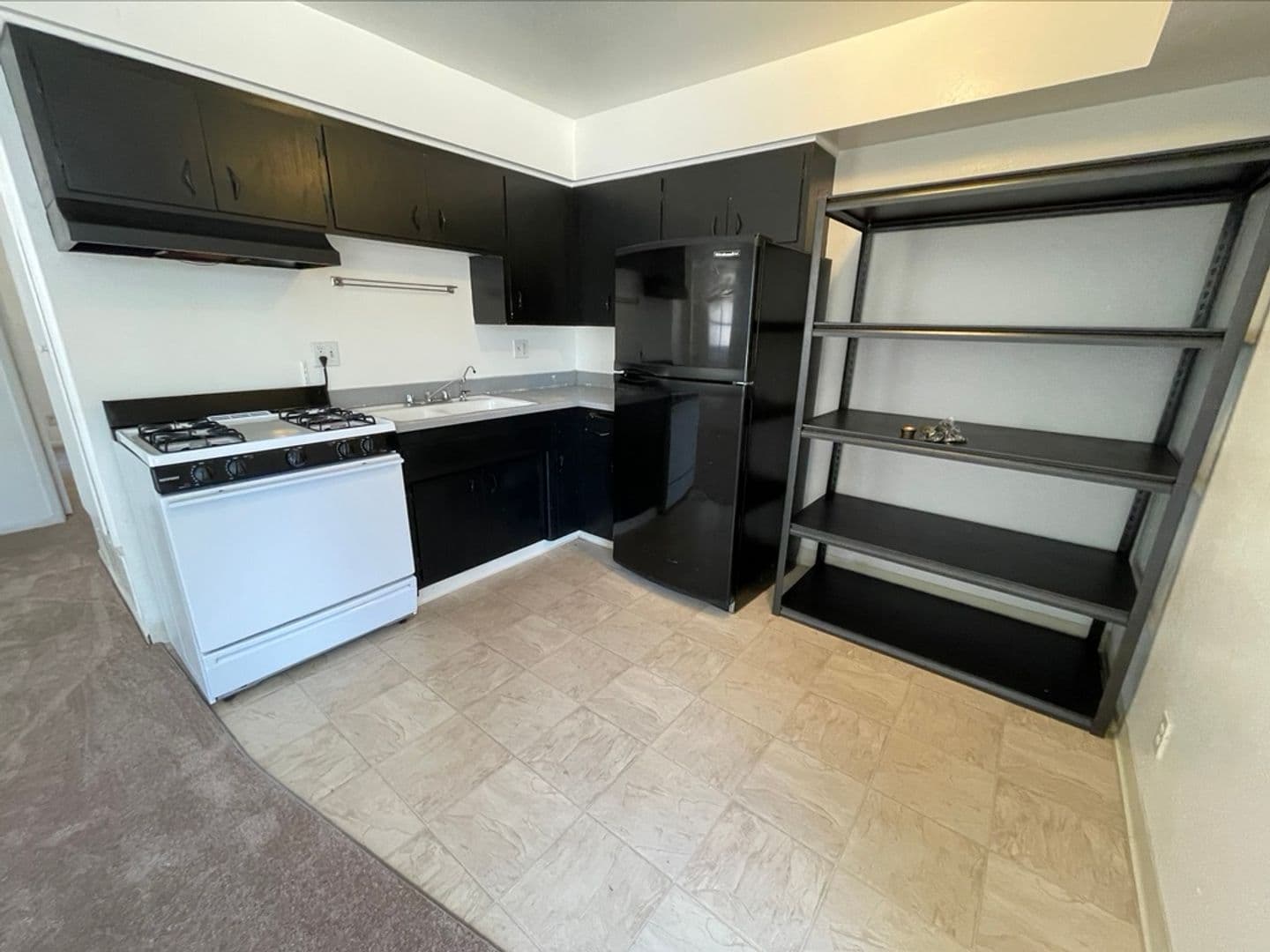Goleta Apartment: 6598 Sabado Tarde