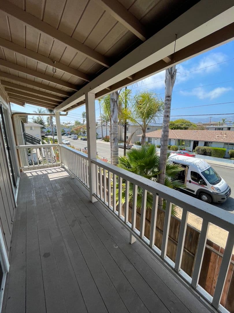 Goleta Apartment: 6583 Cordoba Rd.