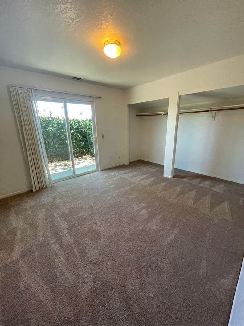 Goleta Apartment: 6798 Sabado Tarde
