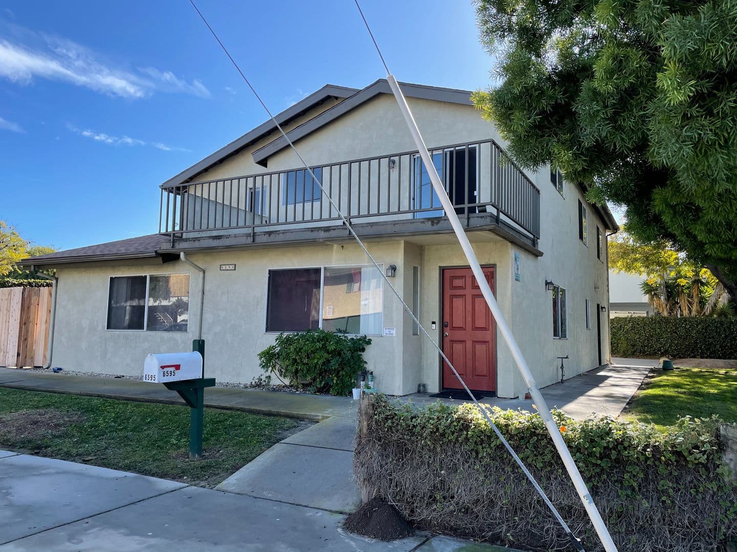 Goleta House: 6595 Segovia