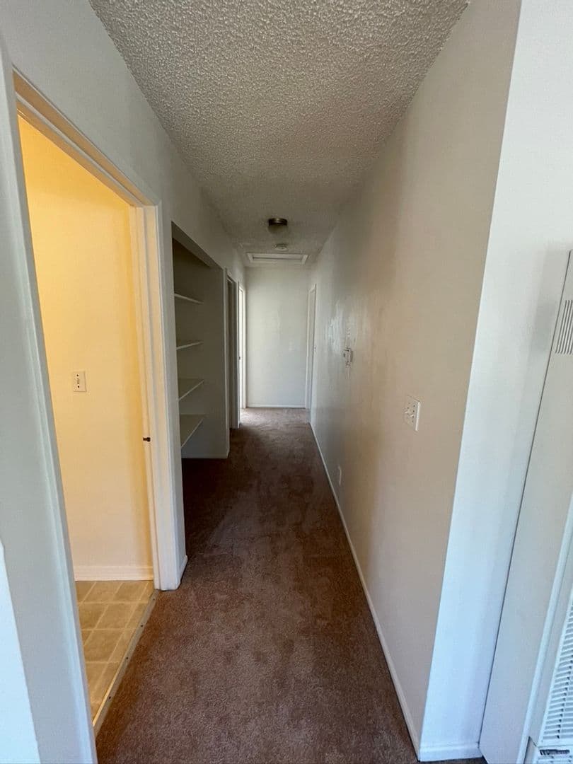 Goleta Apartment: 6583 Cordoba Rd.