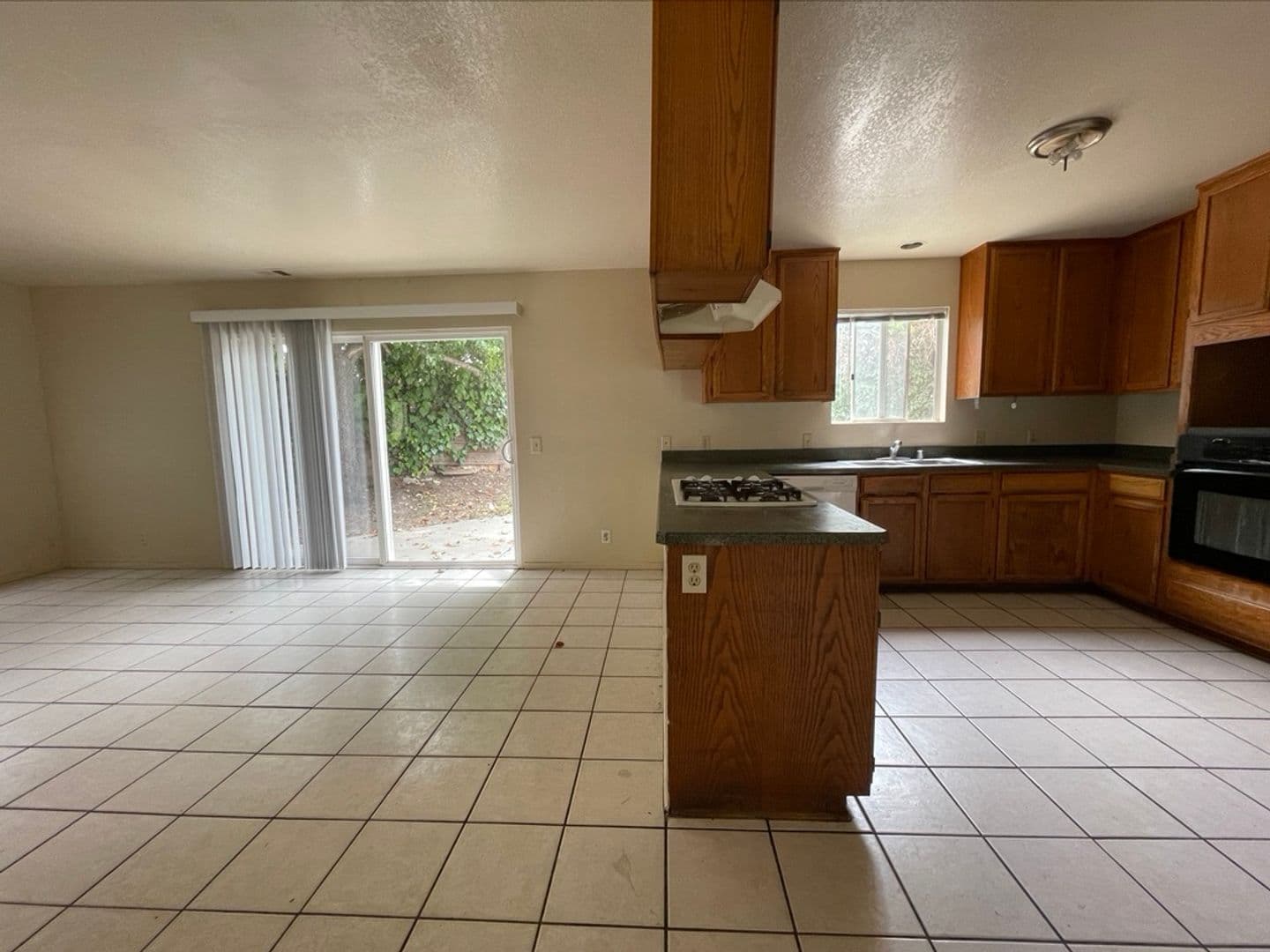 Goleta House: 850 Camino Lindo