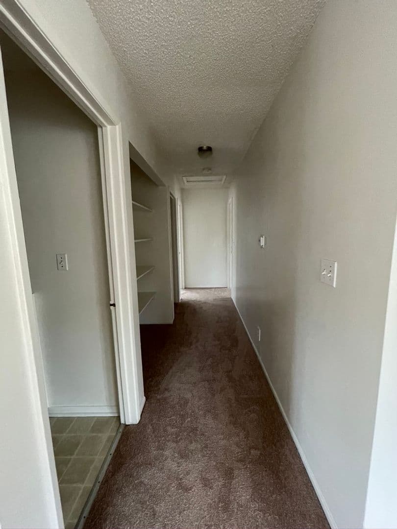 Goleta Apartment: 6583 Cordoba Rd.