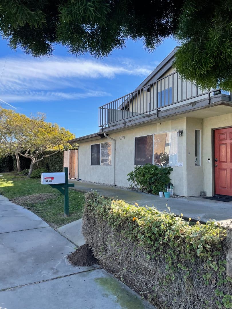 Goleta House: 6595 Segovia