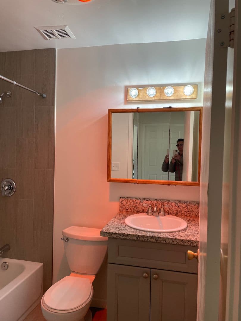 Goleta Apartment: 6764 Del Playa
