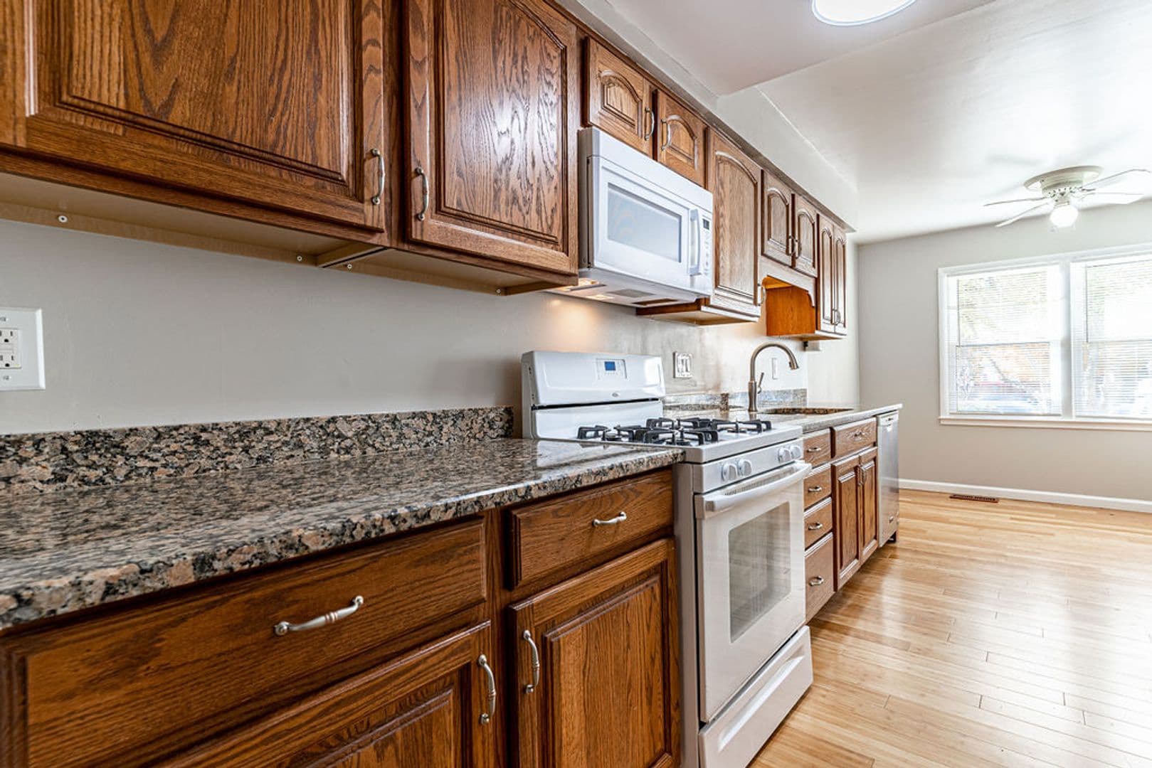 Woodbridge House: 4311 Elliot Court