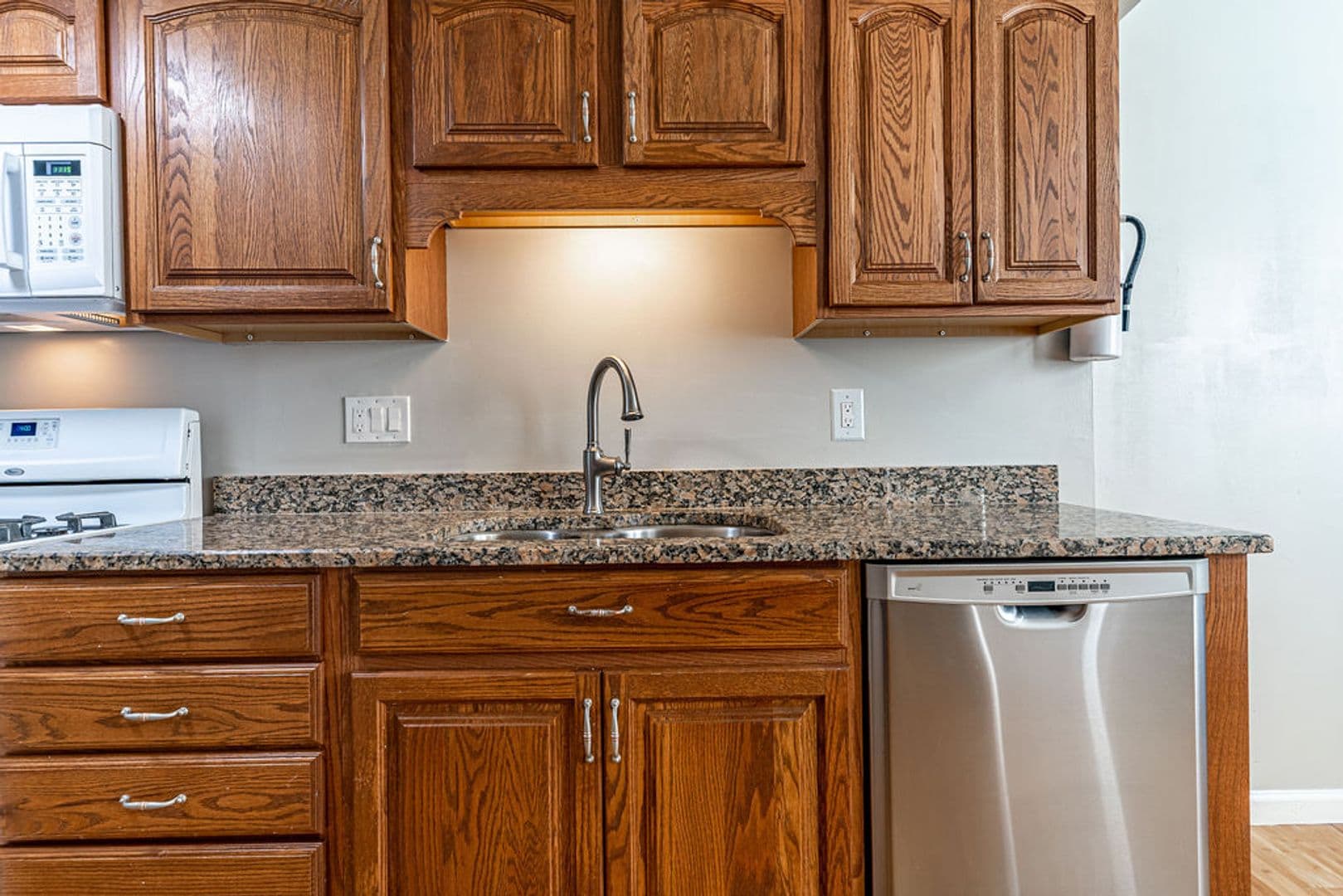 Woodbridge House: 4311 Elliot Court