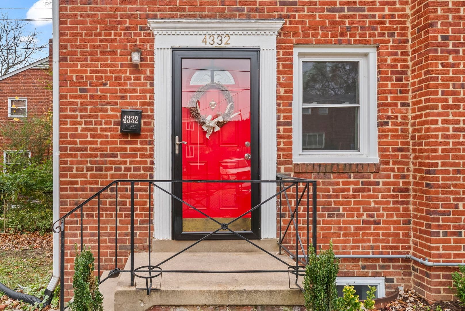 Alexandria House: 4332 Utica Ave