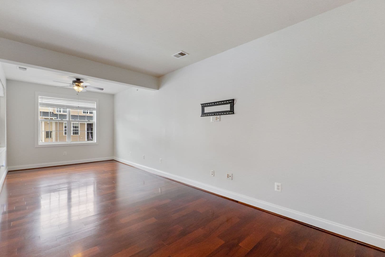 Woodbridge House: 2278 Margraf Cir