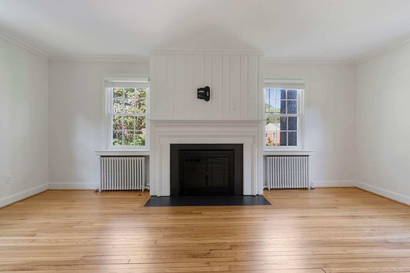 Alexandria House: 3114 Russell Rd