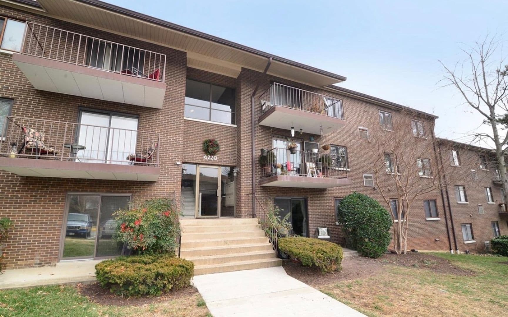 Alexandria Condo: 6220 Edsall Rd