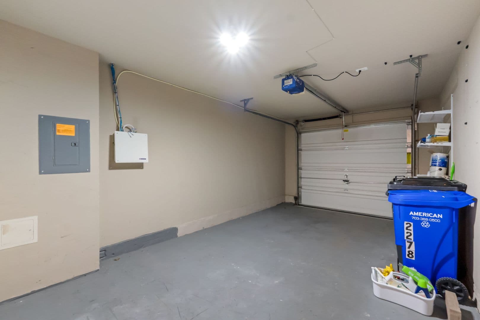 Woodbridge House: 2278 Margraf Cir