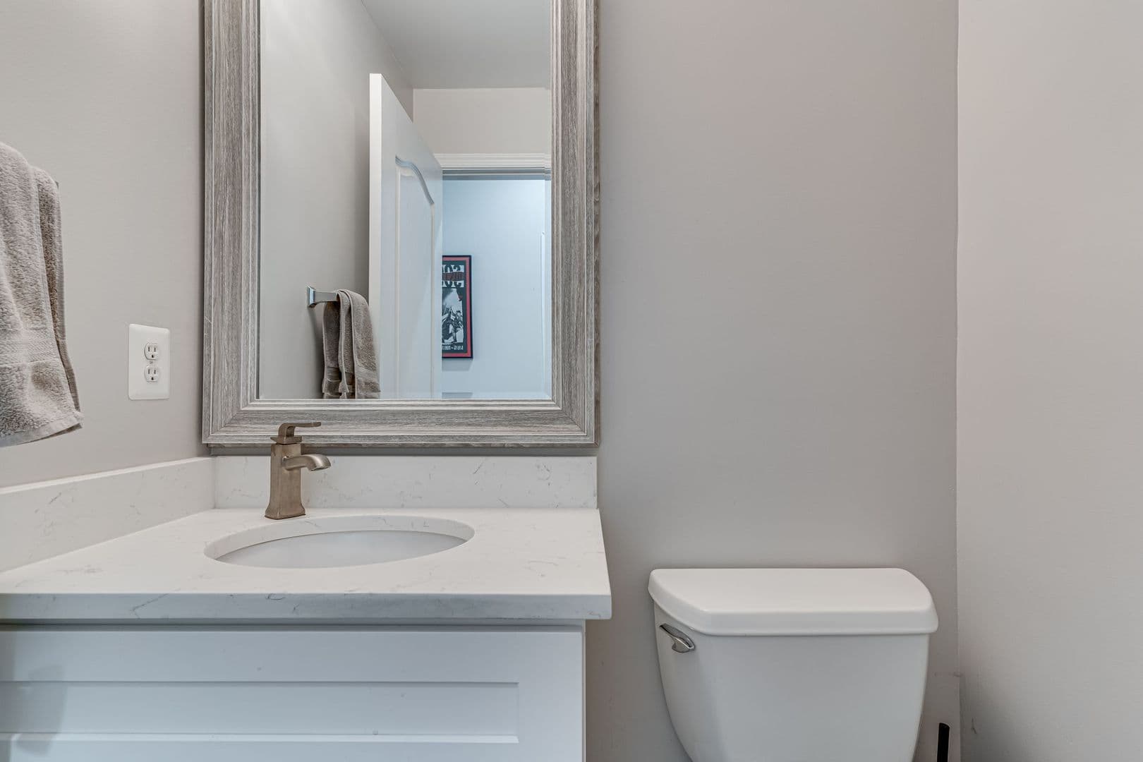 Woodbridge Townhome: 742 Collington Court