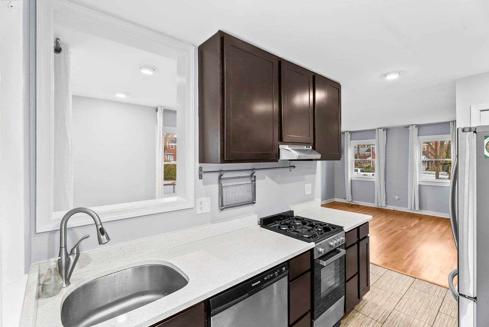 Alexandria House: 4332 Utica Ave